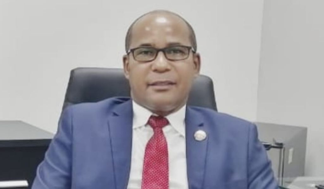 Abinader nombra a nuevos funcionarios, incluyendo a Dionicio de los Santos como cónsul en Haití