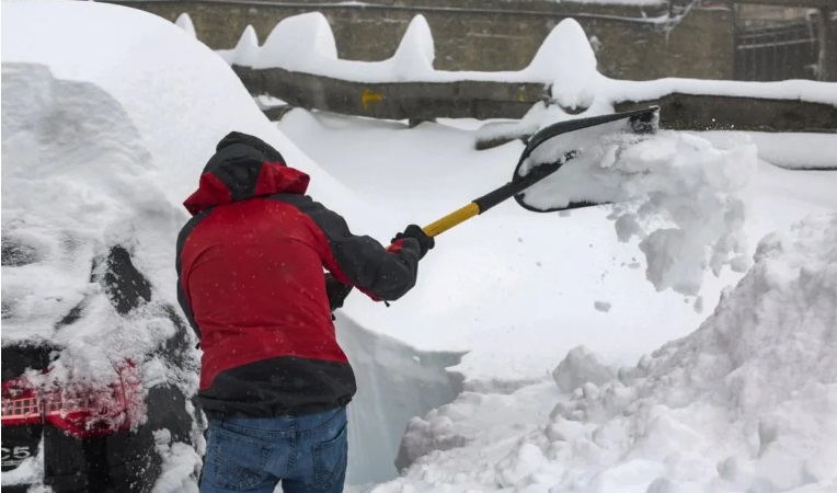 asta 40 centímetros de de acumulación de nieve en España y alerta en carreteras tras nevada