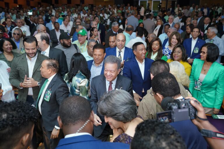 Fuerza del Pueblo concluye Congreso Ordinario e inicia su Congreso Elector