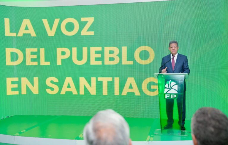 Leonel responde con firmeza a Abinader: «Hagamos un recorrido para mostrarle la realidad del país»