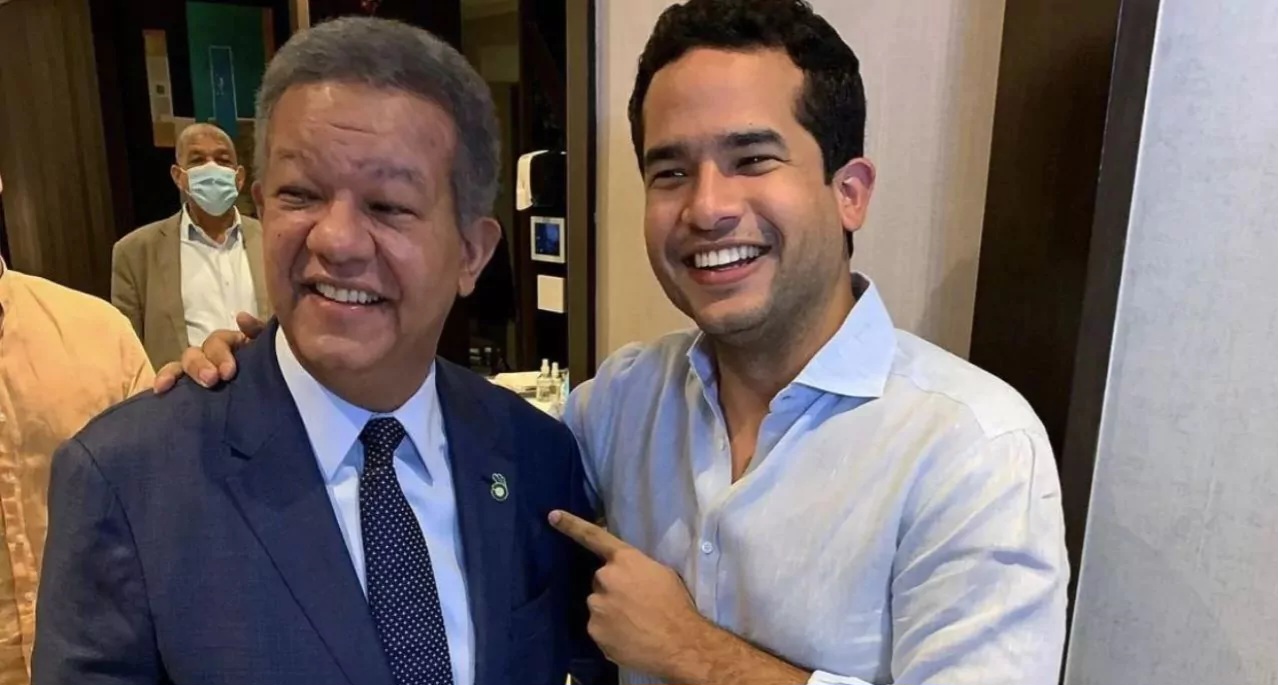 “Ahora cuando me presentan dicen ‘el papá de Omar’” Afirma sonriente Leonel Fernández