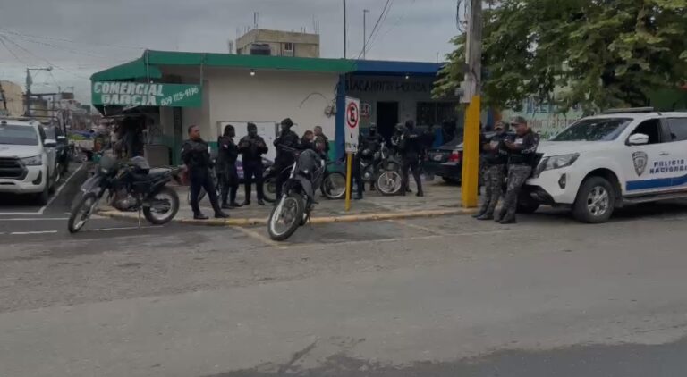 San Francisco de Macorís amanece «minao» de militares» a causa de una huelga de 48 horas