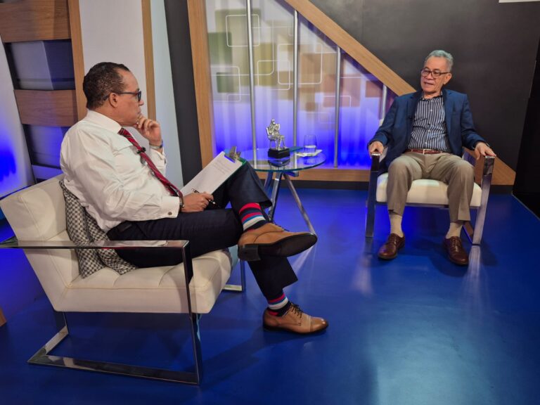 Radhames Silverio desnuda pésimo manejo en fiebre porcina; dice Limber miente; pide compensar productores