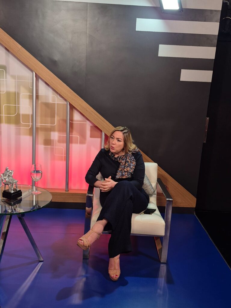 Video- Reputada arqueóloga narra riesgos y sacrificios que implican trabajos para encontrar faraona egipcia