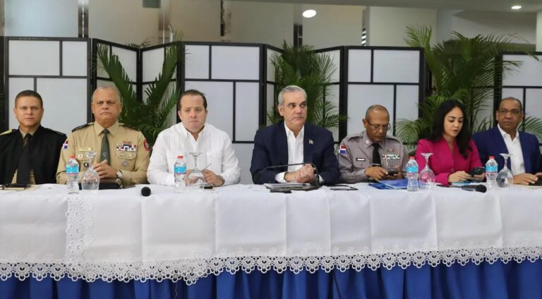Presidente Abinader encabeza reunión seguimiento al Plan de Seguridad Ciudadana