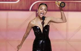 Zoe Saldaña gana el Oscar y que se consagra como una de las grandes actrices en la historia del cine