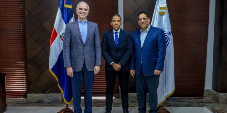 MINERD estrena nuevo estilo dirigir institución; posesiona a Cristian Díaz, recomendado por Carlos Pimentel