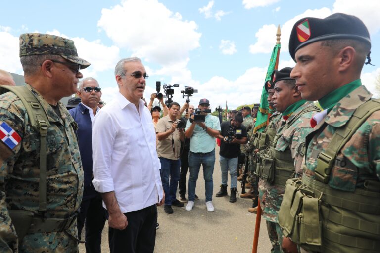 Reportaje- Presidente acude a Espaillat y Puerto Plata declaradas zonas de desastres por fuertes lluvias