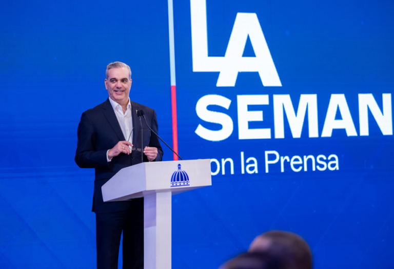 Presidente Abinader garantiza estabilidad de estudiantes y trabajadores haitianos legales