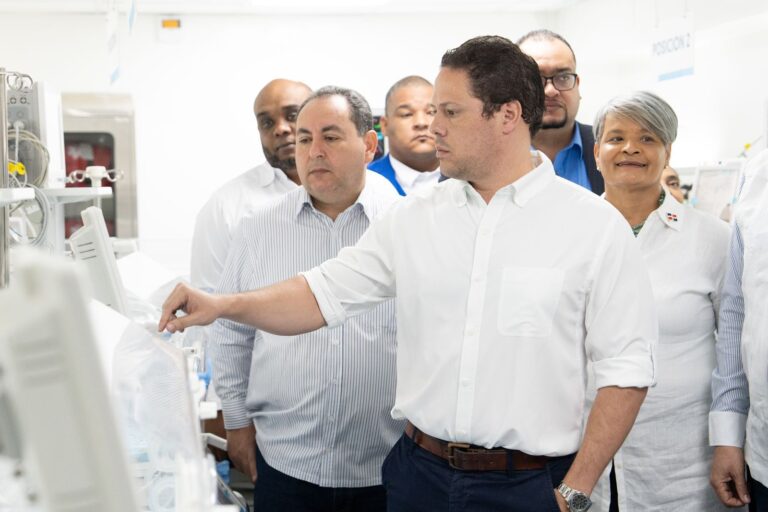 “Me voy agradecido y orgulloso del camino recorrido”, afirma Carlos Bonilla al salir del MIVED