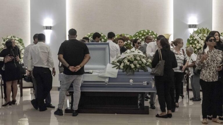 Octavio Dotel recibe un último adiós de ex compañeros y personalidades