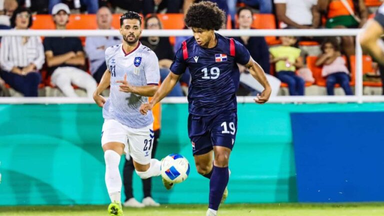 República Dominicana, en grupo A con Costa Rica, México y Suriname en Copa Oro de fútbol