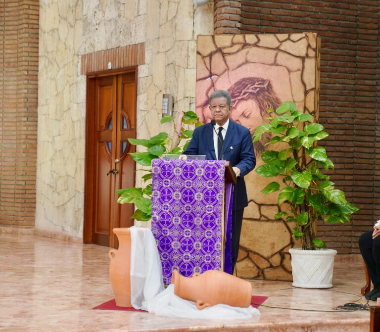 Fuerza del Pueblo se une en oración por las víctimas del Jet Set