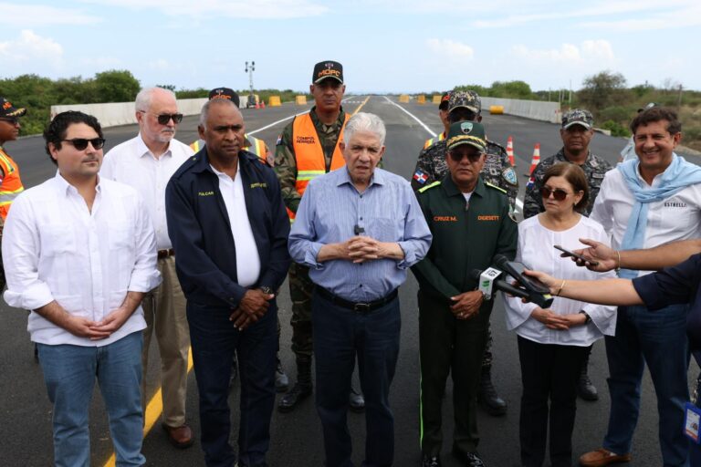 MOPC habilita de manera provisional la Circunvalación de Baní para facilitar el tránsito durante la Semana Santa