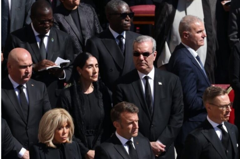 «Un verdadero pastor de la Iglesia»; Presidente Luis Abinader destaca virtudes del papa Francisco