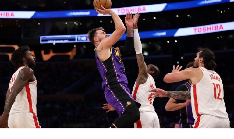 Los Lakers sobreviven al empuje de los Rockets