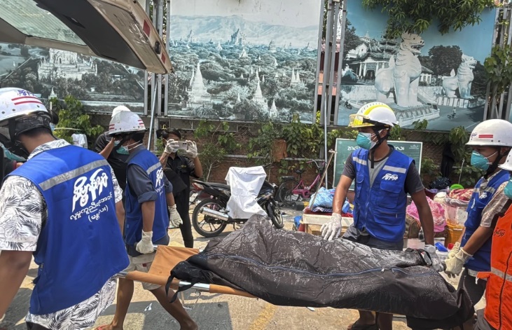 Myanmar eleva a 3.085 la cifra de muertos por el terremoto tras nuevos hallazgos