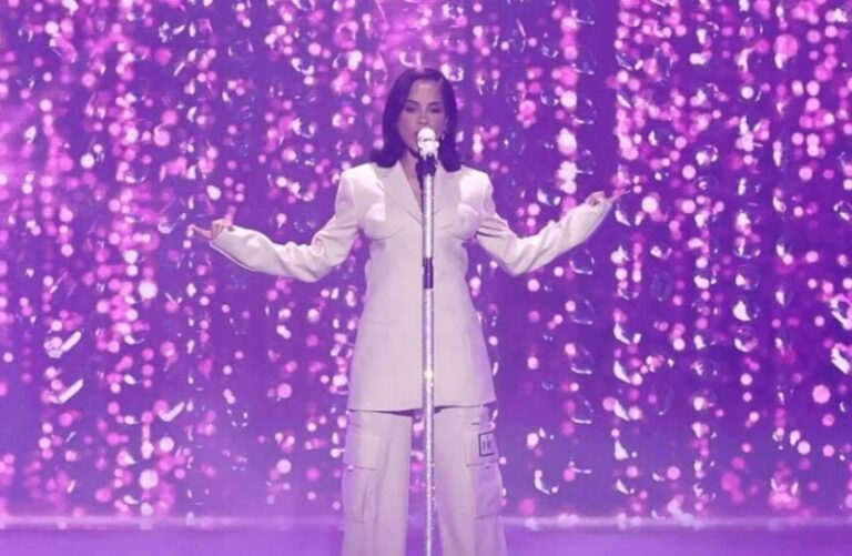 Natti Natasha dedica premio Billboard a RD y a víctimas del Jet Set