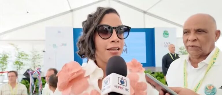 Gobernadora de Montecristi se comunicó con presidente Abinader para pedir ayuda mientras estaba atrapada en los escombros del Jet Set