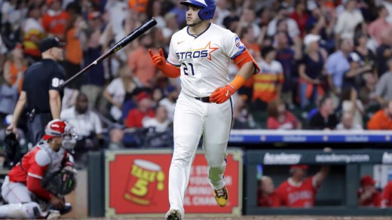 Yainer Díaz logra su primer grand slam y los Astros trituran 14-3 ante Angelinos