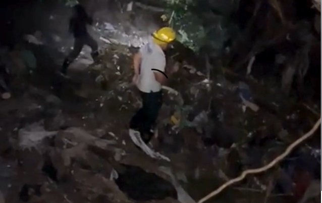 Aguas de canal en Pedro Corto, de San Juan, arrastra una niñita haitiana de dos años; los bomberos la buscan