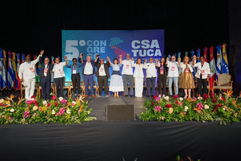 Centrales sindicales reclaman reforma real a la seguridad social y nuevo código laboral sin retrocesos en derechos adquiridos