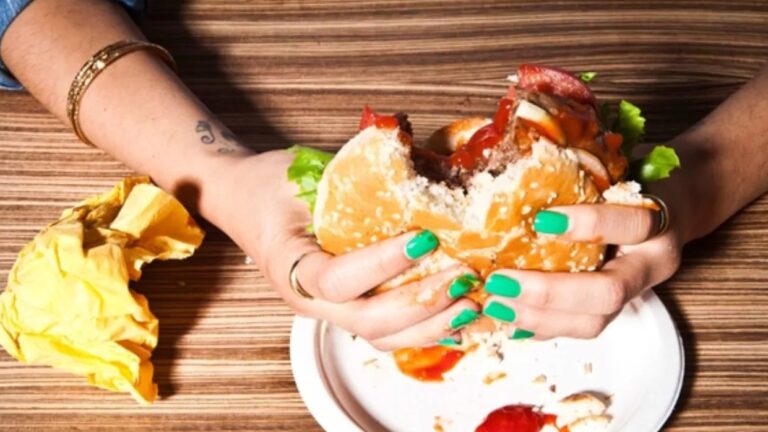 El consumo de grasas y azúcares en exceso afecta la memoria espacial de los adultos jóvenes