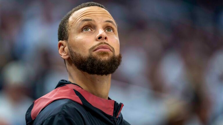 Curry: «Hay que tomar muchas decisiones en verano»