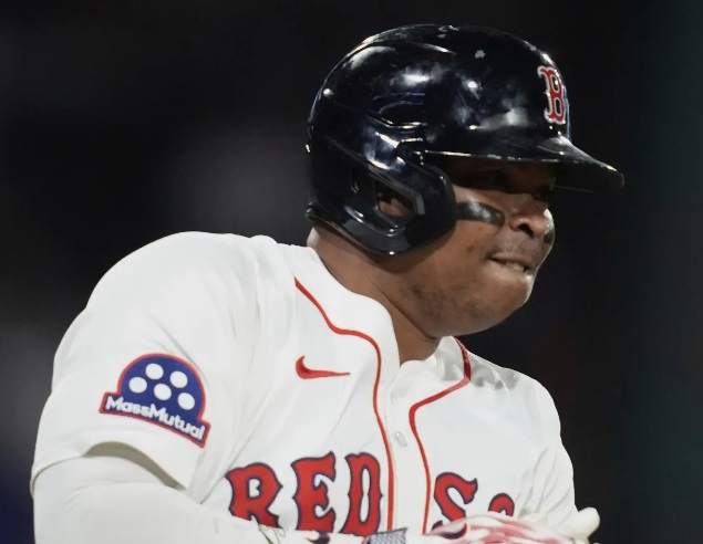 Rafael Devers pega de 5-3 y empuja 2 carreras en victoria de Medias Rojas