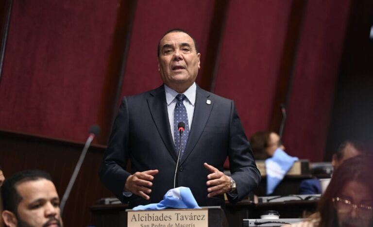 Diputado Alcibíades Tavárez pide regularización de la migración haitiana