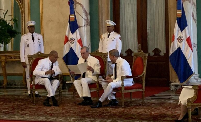 Emmanuel Fritz presenta cartas credenciales para asumir como embajador de Haití en RD