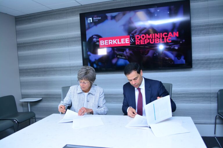 Roberto Angel en Boston: “Acuerdos de colaboración con Berklee College of Music fortalecen la formación musical en República Dominicana”