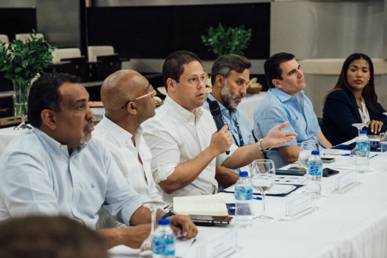 MIVED socializa reforma del Marco Normativo en supervisión de obras por parte del Estado dominicano