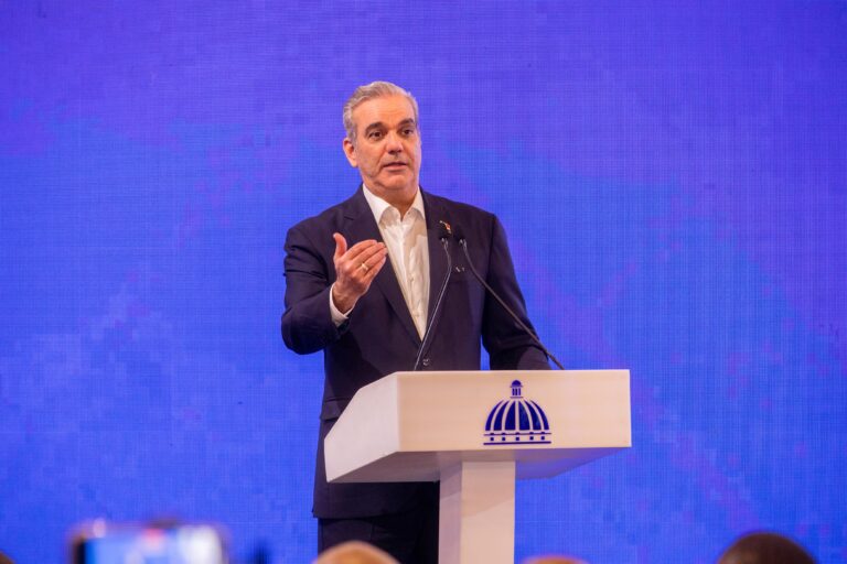 Presidente Abinader anuncia avances de la estrategia para convertir RD en un país más digital, inclusivo y seguro
