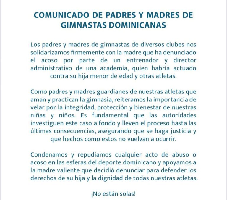 Padres y madres de gimnastas se solidarizan con madre que denunció acoso de entrenador; exigen justicia