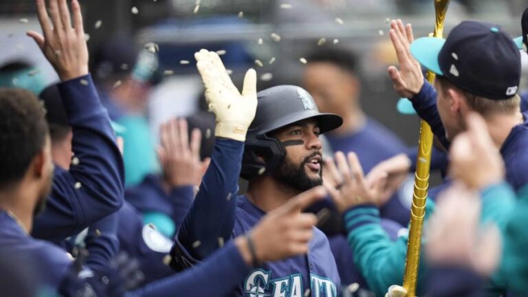 Jonrón de dos carreras de Taveras en la 8va da triunfo a Marineros sobre Medias Blancas