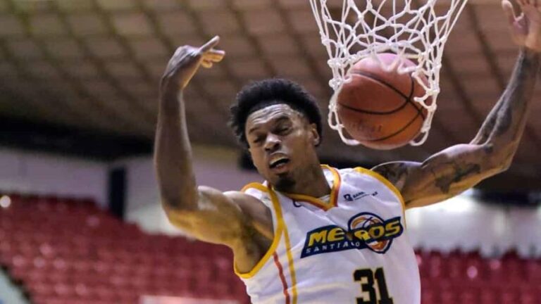 Metros de Santiago consiguen primera victoria al superar a los Titanes del Sur