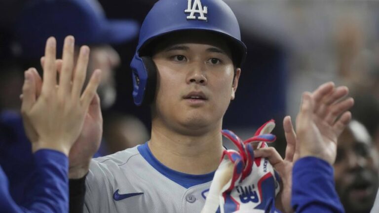 Ohtani y Freeman castigan con jonrones a Sandy Alcántara y Dodgers vencen a Marlins