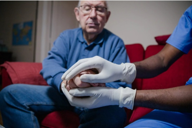 La FDA aprueba dispositivo cerebral inteligente: nueva era para el Parkinson