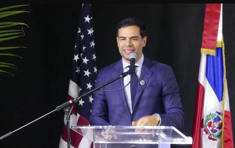 Ministro de Cultura fortalece lazos con gestores culturales en Nueva York