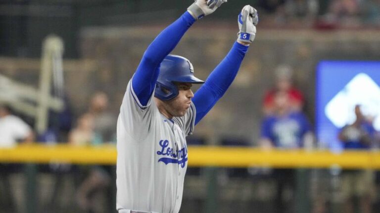 Tony Gonsolin y Freddie Freeman lideran a Dodgers en victoria sobre Diamondbacks