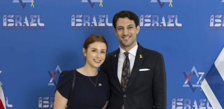 Yaron y Sarah, la joven pareja de la embajada de Israel en Estados Unidos, asesinada a tiros en Washington