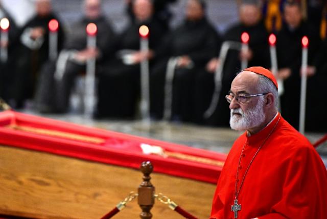 Cardenal Cristóbal López Romero descarta aspiraciones al papado a días del cónclave
