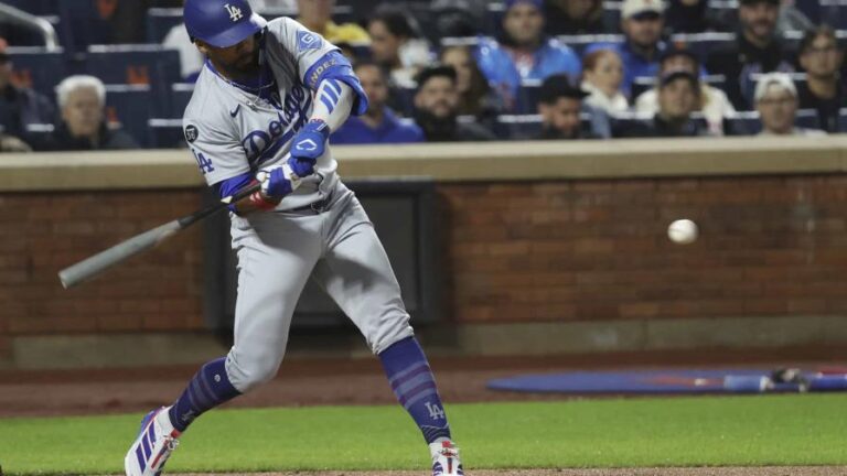 Teoscar decidió con doble en el 13; Soto se fue de 5-0 y sigue en baja