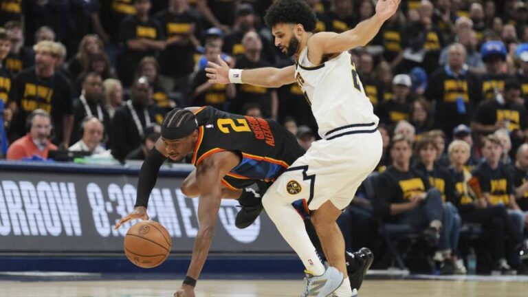 Thunder aplasta 149-106 a Nuggets para igualar semis del Oeste