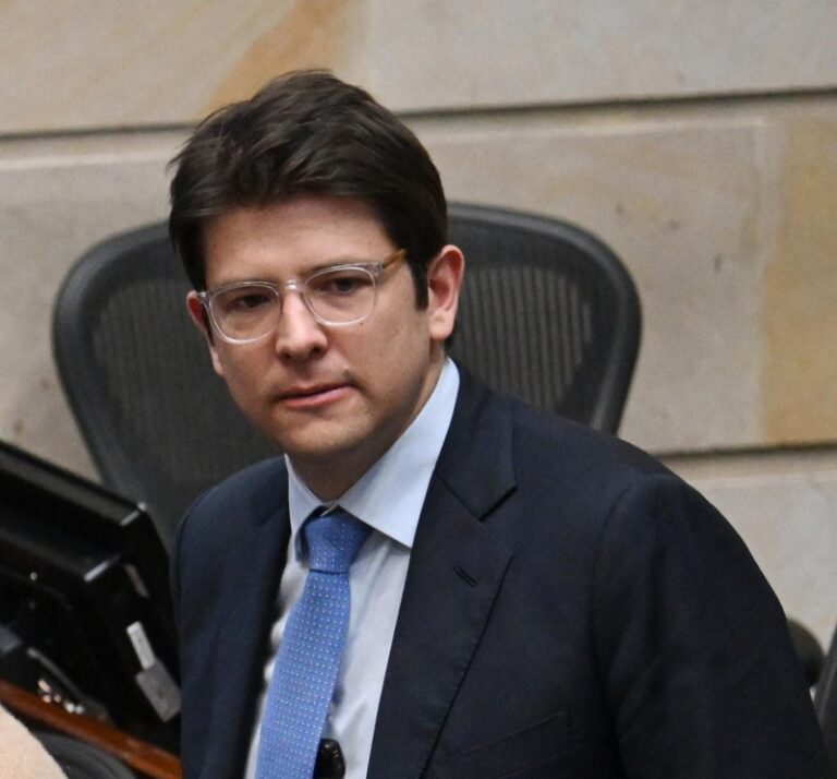 Menor que atacó a Miguel Uribe participó en el programa «Jóvenes en paz» de Gustavo Petro