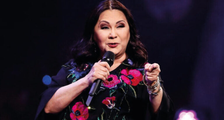 Ana Gabriel desmiente supuesto matrimonio con Ana María Polo