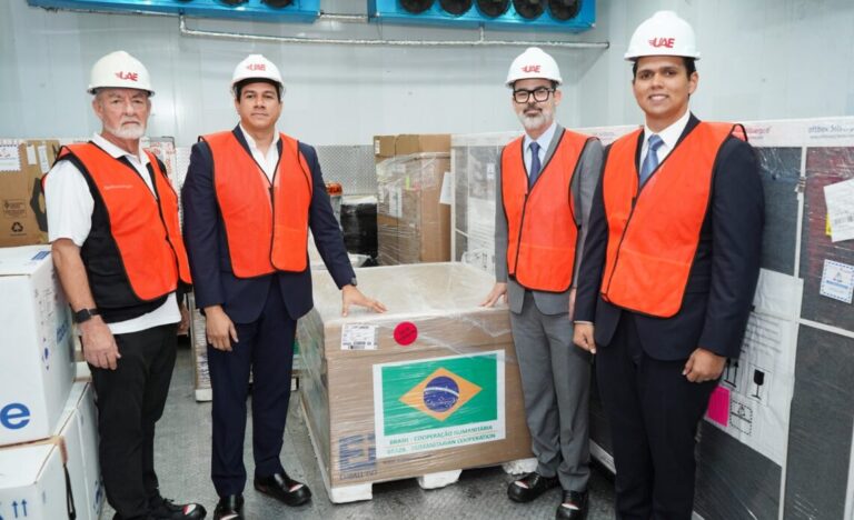 Brasil entrega a República Dominicana vacunas contra la tuberculosis infantil