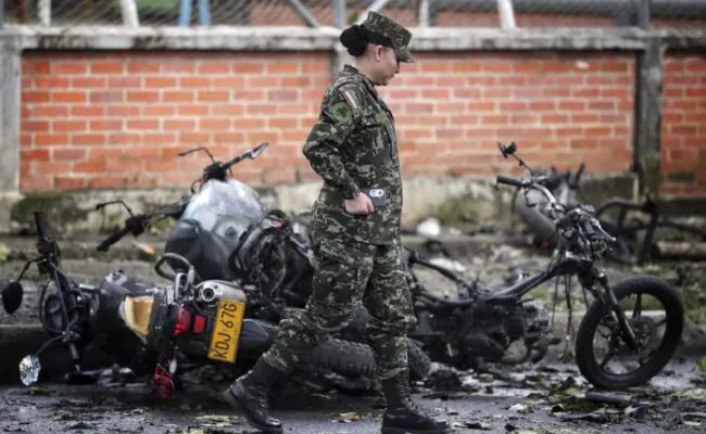 Día negro en Colombia: la violencia regresa con furia en un día con 18 ataques y al menos siete muertos