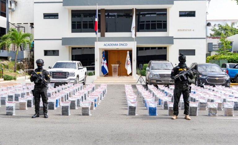 DNCD incauta más de 1.3 toneladas de presunta cocaína en San Pedro de Macorís
